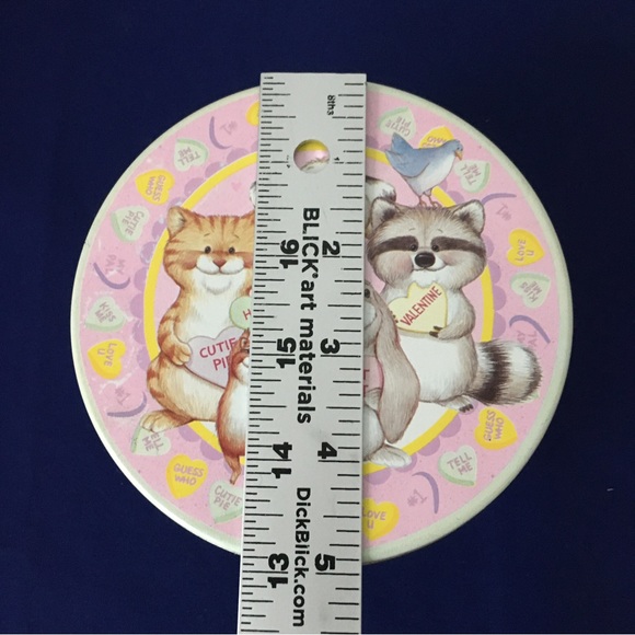 Vintage Sweetheart Valentine’s Day Animal Tin - Picture 7 of 8